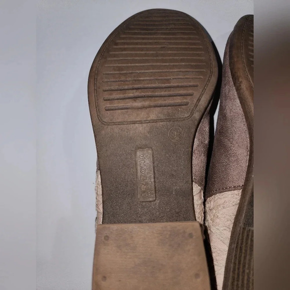 Arizona suede and lace ankle boots Size 9.5 EUC - Picture 5 of 7